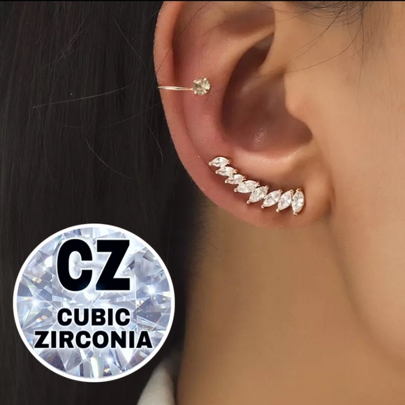 Jewelry - ⚜️[𝟯𝟬%𝗢𝗙𝗙|𝗯𝘂𝗻𝗱𝗹𝗲𝘀 𝟯+]⚜️18K CZ Climber Cuff Earrings NEW